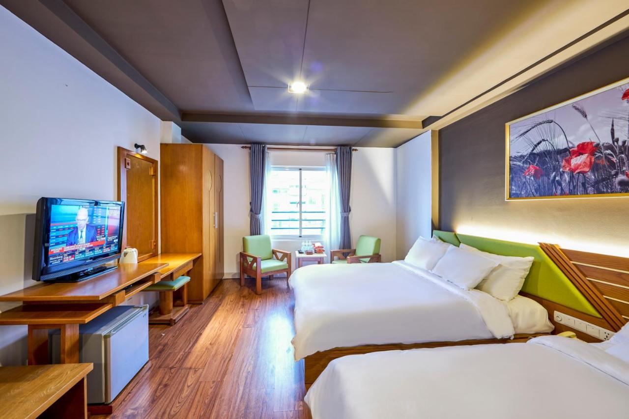 The Noble Swan Hotel Saigon Ho Chi Minh City Exterior photo